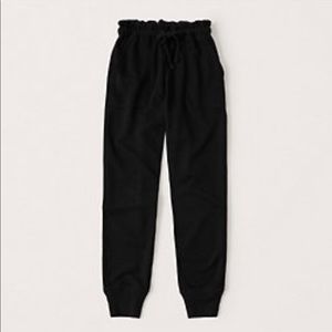LIKE NEW, Never Worn Abercrombie Ruffle Waist Joggers